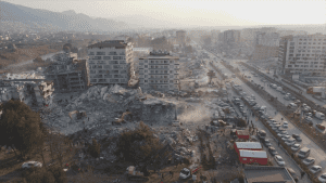 Türkiye ve Suriye depremi “Merhametsiz Ölüm”de belgelendi