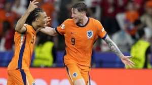 Avrupa yarı finalinde Hollanda, Türkiye'yi yenerek İngiltere ile karşı karşıya geldi