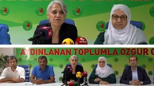 Kürt gruplar Diyarbakır’daki toplantıda Türk askeri operasyonlarını kınadı